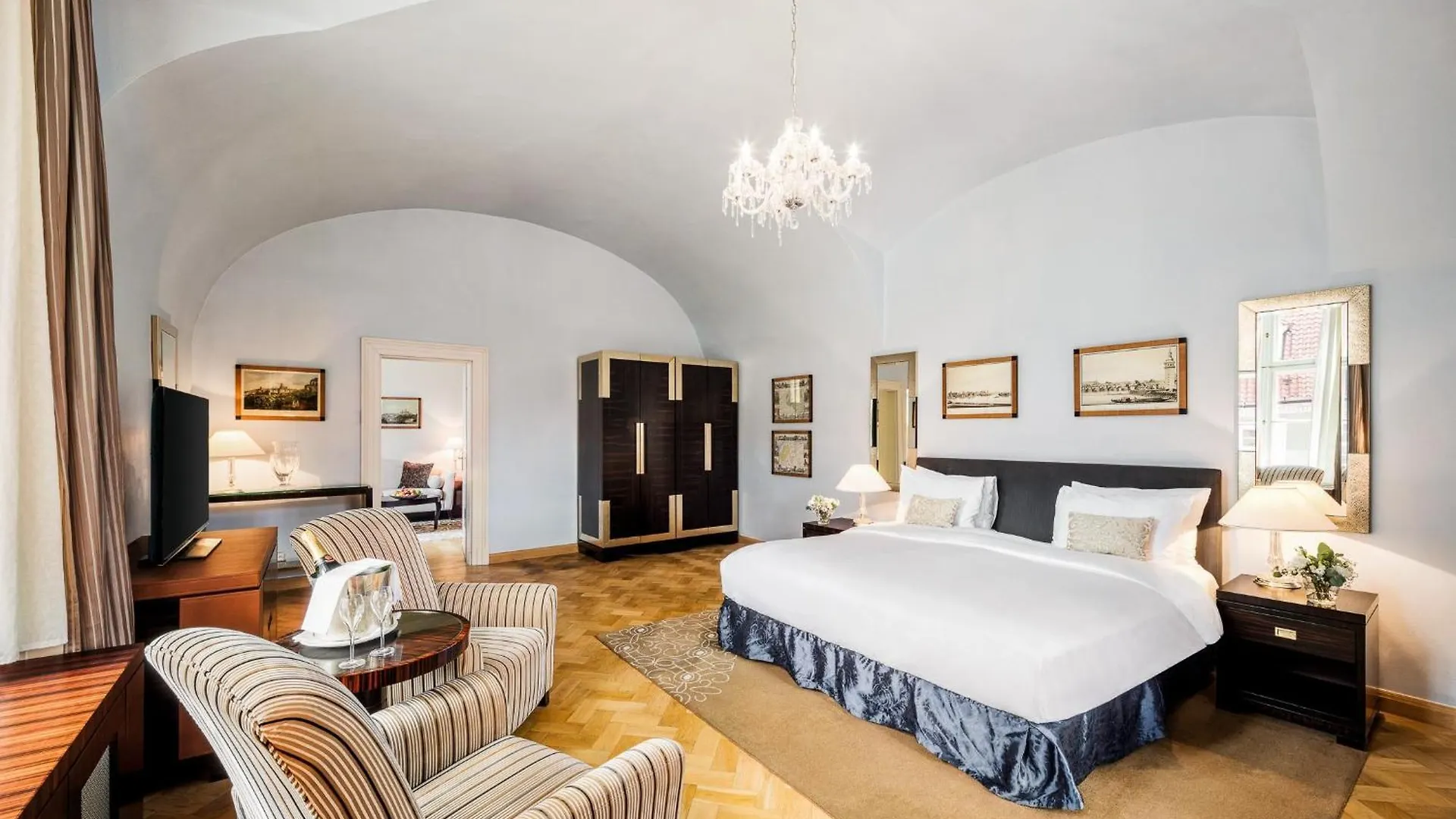 מלון Mandarin Oriental, פראג 5*,