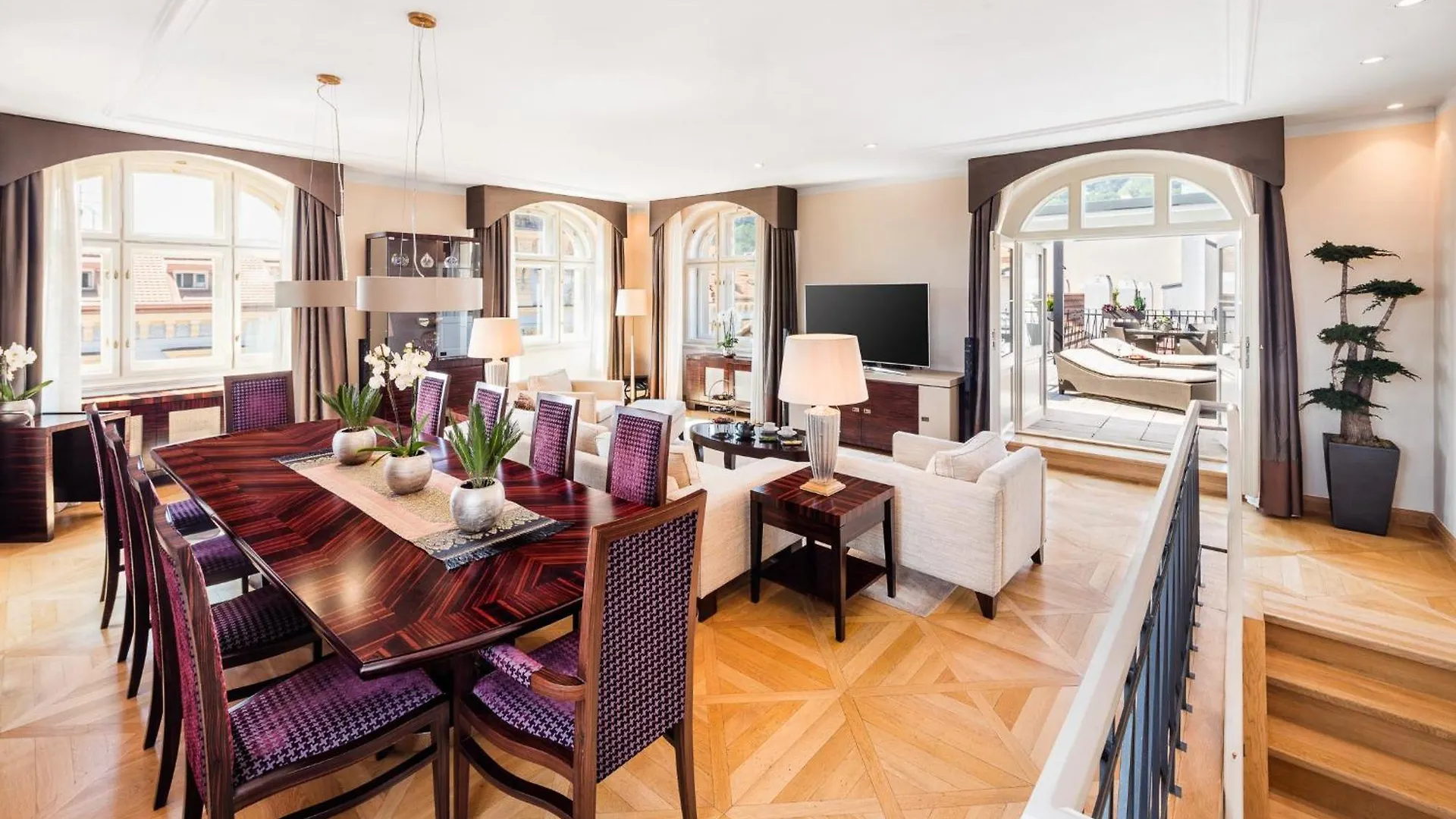 Mandarin Oriental, Prague Hotel