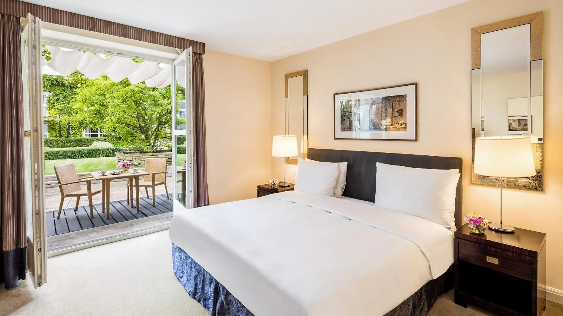 Mandarin Oriental, Prague Hotel