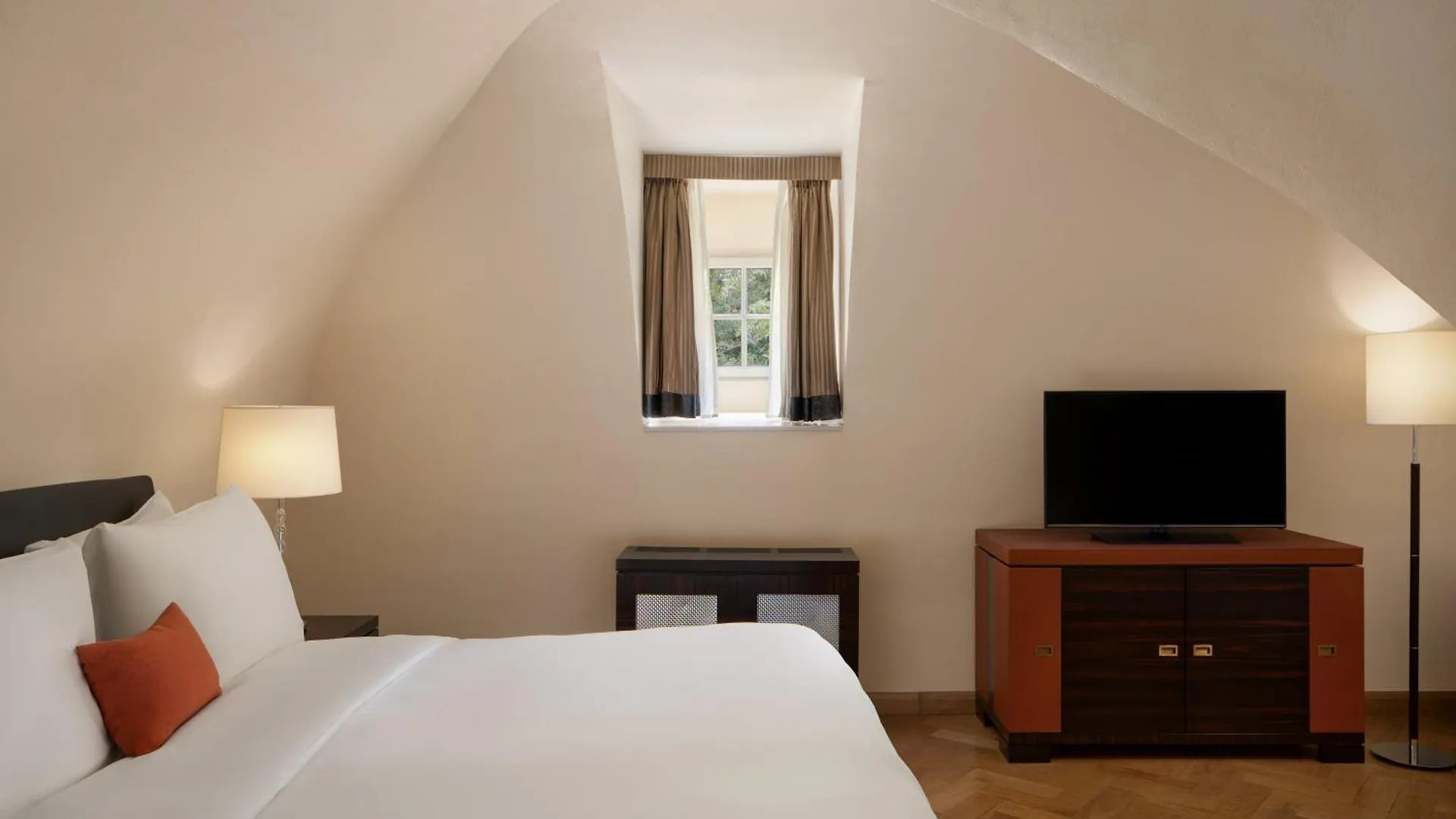*****  Mandarin Oriental, Prague Hotel Czech Republic