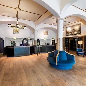 **** Hotel Nh Schiller Holland