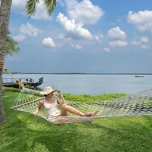 ***** Feriested Kumarakom Lake Resort Indien