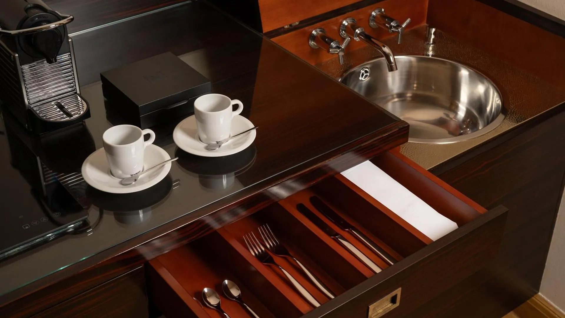 Mandarin Oriental, Prague Hotel 5*,